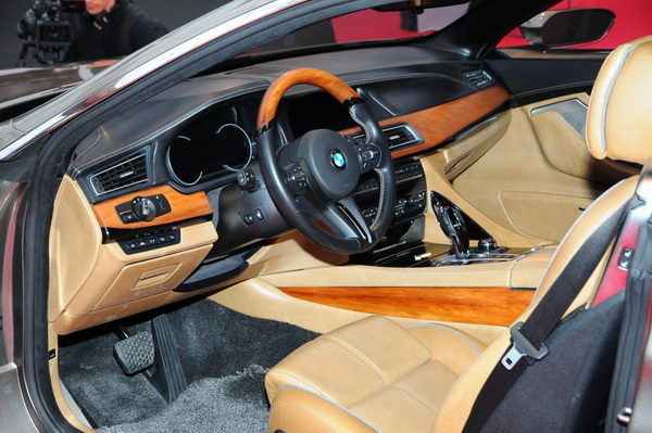 SALON CONCEPT CAR PARIS 2014 - 2014-L'intérieur de la sublime BMW-GranLusso-Pininfarina-