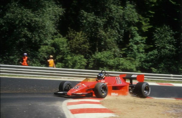  Spa-1985-F3000-Johnny-DUMFRIES-Lola-T950-©-Manfred-GIET